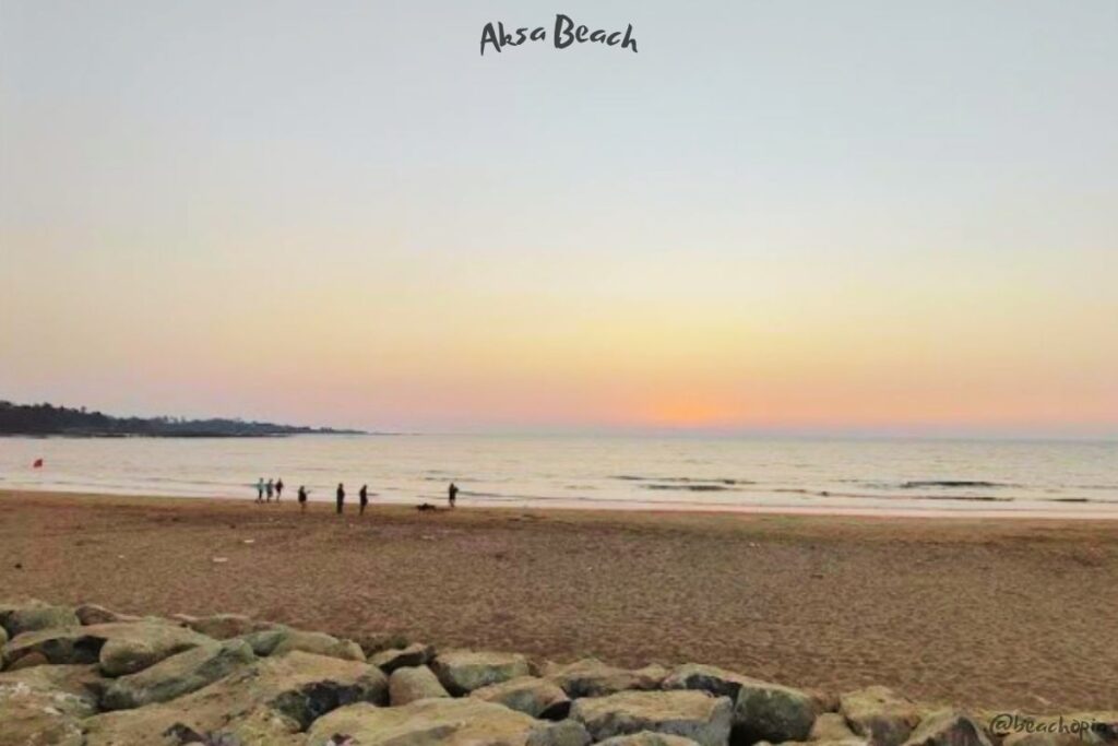 Aksa Beach, top 10 beaches in mumbai